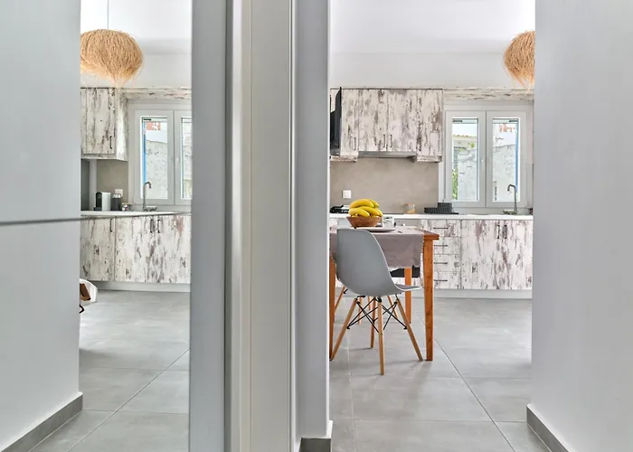 Nickevi Apartment Naousa (Paros)